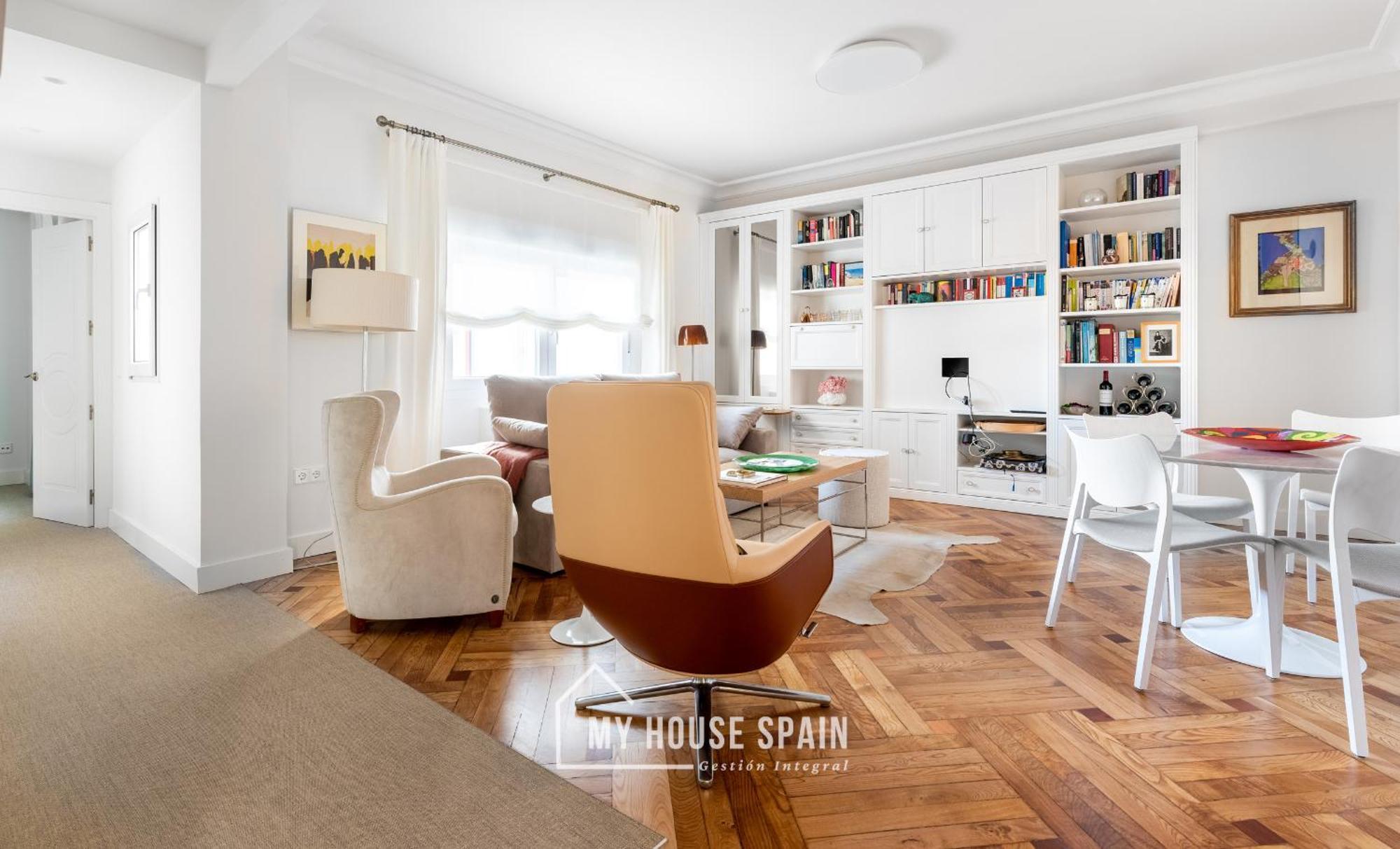Myhousespain - Centrico Piso Junto A La Playa Хихон Екстериор снимка